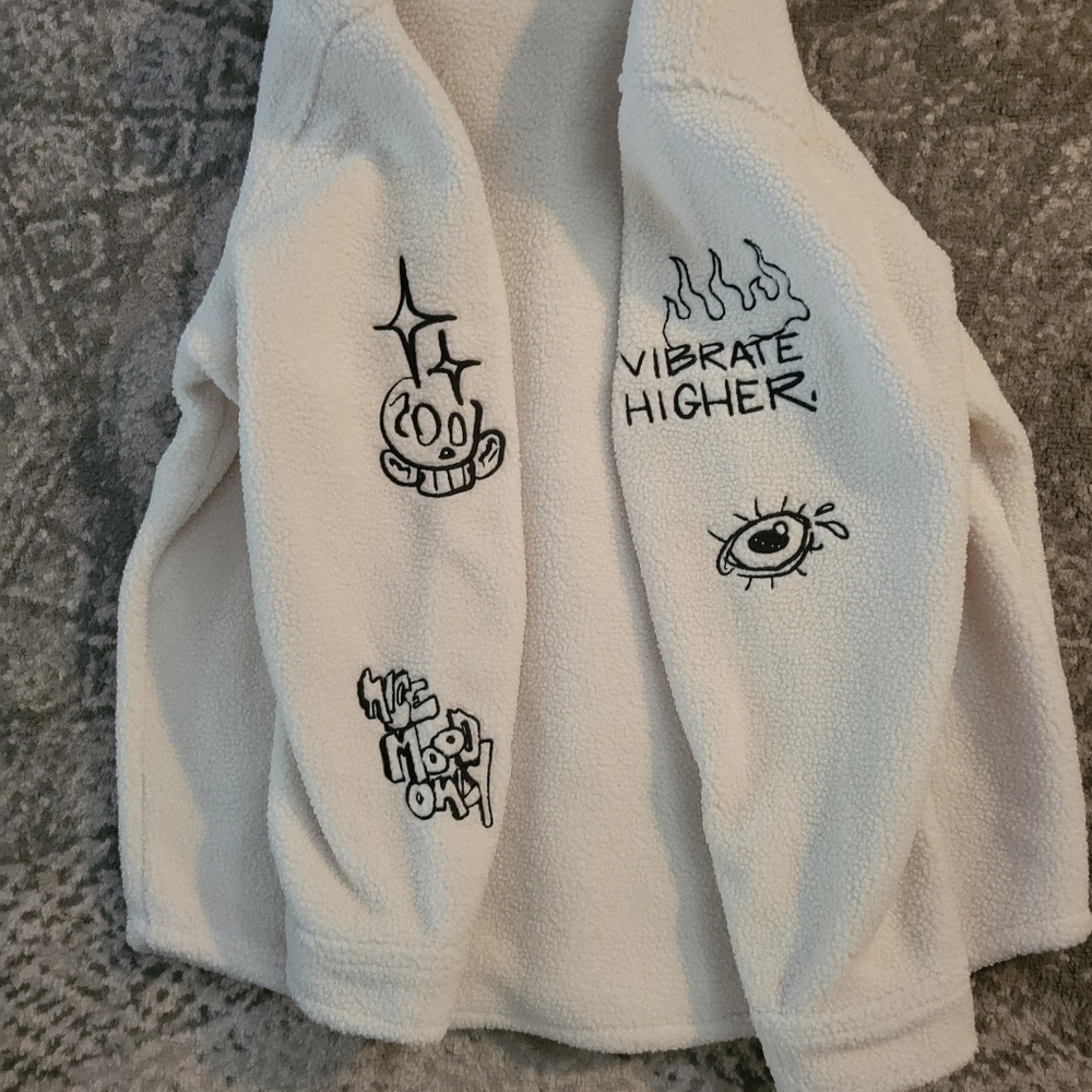 Embroidered fleece sherpa Zara untold Secrets Size XL - Picture 11 of 13